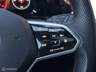 Volkswagen Golf Volkswagen Golf 2.0 TSI GTI Clubsport 45 Pano/Akrapovic/HUD/H&K - afbeelding nr 36