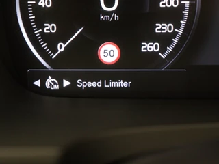 Volvo S90 Volvo S90 T4 AUT(8) MOMENTUM LEDER HEAD-UP DISPLAY VOLVO ON CALL KEYLESS - afbeelding nr 17