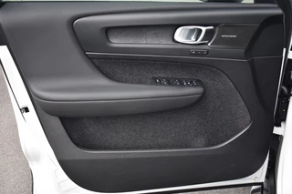 Volvo EX40 Volvo EX40 Extended Range Ultra 252pk/82kWh | 20'' | Runningboards | Trekha - afbeelding nr 13