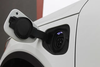 Volvo XC40 Volvo XC40 T4 Recharge R-Design | Parkeercamera | Glossy Black | Keyless - afbeelding nr 6