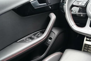 Audi A4 Audi A4 Limousine 1.4 TFSI Sport S line black edition - Dealer onderhouden - Ambiance Sfeerverlichting - Lederen interieur - Stoelverwarming - 3-zone climate control - Keyless start - - afbeelding nr 9