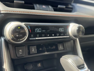 Toyota RAV4 Treeplanken, JBL, Innovation Pack , All-in Rijklaarprijs - afbeelding nr 36