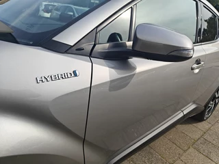 Toyota C-HR Toyota C-HR 1.8 Hybrid Dynamic - afbeelding nr 4