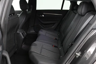 Peugeot 508 Peugeot 508 1.6 HYbrid Allure | Stoelverwarming | Trekhaak |  Adaptive cruise | Half leder | Camera | Carplay | Navigatie | Climate control | PHEV - afbeelding nr 7