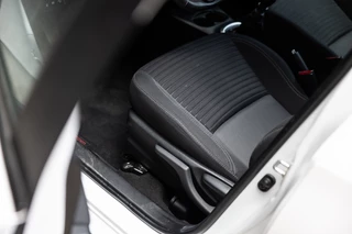 Toyota Yaris Toyota Yaris 1.5 VVT-i Dynamic - afbeelding nr 37