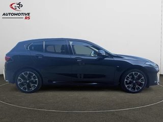 BMW 1 Serie BMW 1-serie 120 | M-Sport Pro | Aero Pakket | Harman/Kardon | Head-Up Display | Pano| Trekhaak | Shadow Line | Cruise Control - afbeelding nr 22