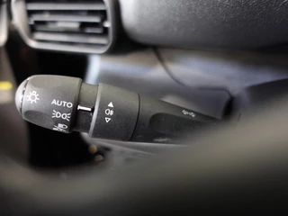 Peugeot Partner Peugeot Partner 1.5 BlueHDi 100pk L2 Trekhaak Bluetooth Airco Parkeersensoren Cruise control - afbeelding nr 17