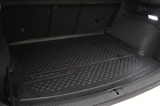 Volkswagen Tiguan Volkswagen Tiguan 1.5 TSI R-Line | Panoramadak | 360 camera | Trekhaak | Full LED | Stoelverwarming | Carplay | Harman-Kardon | Adaptive cruise | Navigatie - afbeelding nr 13