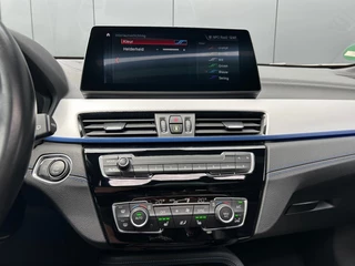 BMW X2 BMW X2 xDrive20i M Sport Shadow Panoramadak ACC HUD Sfeerlicht - afbeelding nr 9