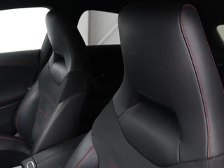 Mercedes-Benz CLA Mercedes-Benz CLA-klasse Shooting Brake 250e Business Solution AMG Limited |  Adaptive cruise | Stoelverwarming | Carplay | Sfeerverlichting | Leder/Alcantara | Navigatie | Full LED - afbeelding nr 6