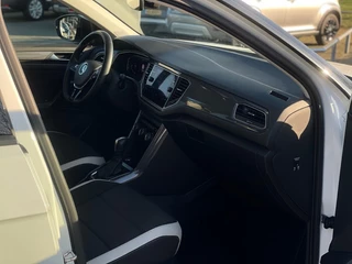 Volkswagen T-Roc - afbeelding nr 30