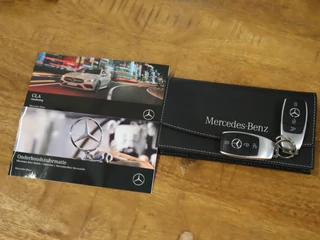 Mercedes-Benz CLA Mercedes-Benz CLA 180 Business Solution Luxury [SCHUIFKANTELDAK, SFEERVERLICHTING, CAMERA, WIDESCREEN, VOL LEDER, STOELVERWARMING, PDC V+A, CRUISE, CLIMATE, NIEUWSTAAT] - afbeelding nr 23