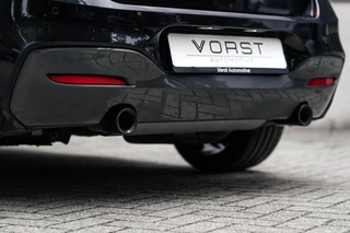 BMW 1 Serie BMW 1-serie M140i xDrive Harman Kardon Dak Leer - afbeelding nr 14