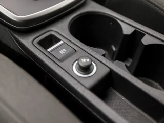 Audi A3 Automaat (APPLE CARPLAY, GROOT NAVI, CLIMATE, GETINT GLAS, SPORTSTOELEN, CRUISE, MATRIX LED, PARKEERSENSOREN, NIEUWSTAAT) - afbeelding nr 26