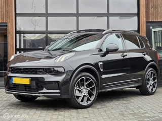 Lynk & Co 01 1.5 PHEV BLACK EDITION PANO 360CAM ACC CARPLAY