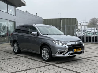 Mitsubishi Outlander Mitsubishi Outlander 2.4 PHEV Intense+ | Panorama | Apple Carplay | Trekhaak | - afbeelding nr 7