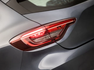Renault Clio (APPLE CARPLAY, GROOT NAVI, LM VELGEN, SPORTSTOELEN, PARKEERSENSOREN, LED KOPLAMPEN, LANE ASSIST, NIEUWSTAAT) - afbeelding nr 24
