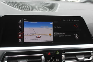 BMW 3 Serie BMW 3 Serie M340i xDrive / Trekhaak / Leder / Memory seats / 19'' / DAB / Navigatie / Stoelverwarming / DAB / Cruise Control - afbeelding nr 20