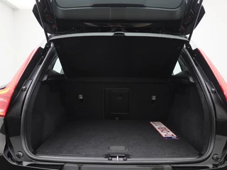 Volvo XC40 Volvo XC40 Recharge Core | Navigatie | Climate Control | Camera | LED Verlichting - afbeelding nr 14