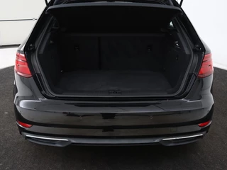 Audi A3 Audi A3 1.4 e-tron Lease Edition | Leder | Carplay |  Virtual Cockpit | Sportstoelen | Keyless | Navigatie | Full LED | Climate control | Parkeerhulp | Cruise control | Bluetooth - afbeelding nr 9