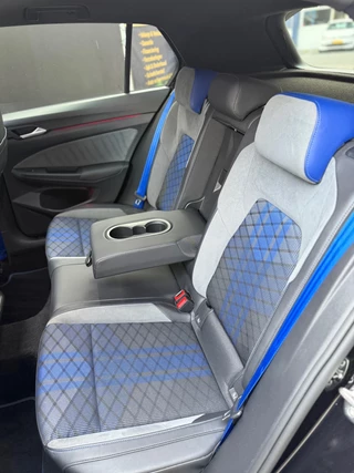 Volkswagen Golf Volkswagen Golf 2.0 TSI R 4Motion|Akrapovic|Panorama|Performance - afbeelding nr 49