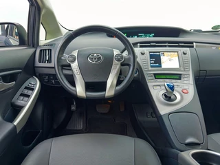 Toyota Prius Toyota Prius 1.8 Plug-in Executive Business | Leder | Navigatie | Camera - afbeelding nr 3