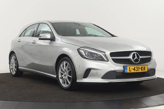 Mercedes-Benz A-Klasse Mercedes-Benz A-klasse 180 Urban | Stoelverwarming | Full LED |  Navigatie | Park Assist | Cruise control | Airco | Half leder | Sportstoelen - afbeelding nr 29