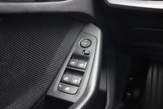 BMW 1 Serie BMW 1 Serie 118i Automaat - Digitaal Cockpit, Cruise, Carplay - afbeelding nr 26