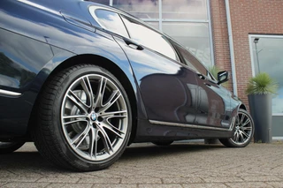 BMW 7 Serie ➡️ BMW 7-serie 750Li G12 xDrive High Executive | Origineel | Laser | Camera360 | Massage | Head-up | Bowers&Willikins | DAB | 449 pk | 20 inch | Softclose | - afbeelding nr 50