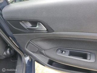 Peugeot 308 Peugeot 308 SW 1.2 PureTech Allure | Pano | Airco | Navi - afbeelding nr 31