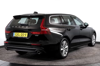 Volvo V60 Volvo V60 2.0 B3 163 PK Essential Edition - Automaat | Dig. Cockpit | Cruise | Stoel-+Stuurverw. | PDC | NAV + App. Connect | ECC | Elek. Klep | DAB | LM 17