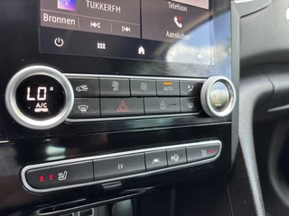 Renault Megane E-Tech Renault Megane E-Tech Estate 1.6 Plug-In Hybrid 160 R.S. Line | Stuur en Stoel Verwarming | Parkeer Assist | Head Up Display - afbeelding nr 8