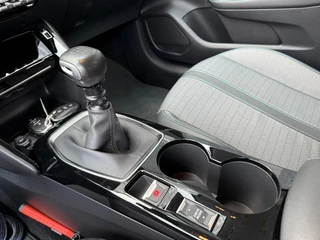 Peugeot 208 Peugeot 208 1.2 PureTech Blue Lease Allure NAVI | CARPLAY | CAMERA | 1STE EIGENAAR | PDC | BTW | NWE APK - afbeelding nr 18