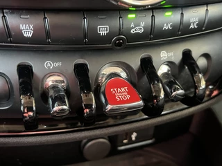 MINI Clubman Navigatie Plus DAB Clima + Cruise Control 17 Inch Velgen Carplay Parkeersensoren Alarm NL Auto - afbeelding nr 24