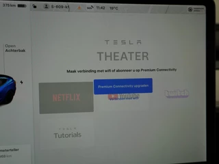 Tesla Model 3 Tesla Model 3 Performance AWD 75 kWh ORIG. NL. NAP KM. | WIT LEDER | AUTOPILOT - afbeelding nr 40