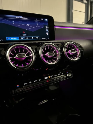 Mercedes-Benz A-Klasse Mercedes A-klasse 250 e AMG Premium Plus Pano Sfeer Carplay - afbeelding nr 33