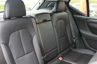Volvo XC40 Volvo XC40 T4 Recharge Inscription | Leder | Electr. Stoelen | Parkeercamera | Stoelverwarming | Keyless - afbeelding nr 19