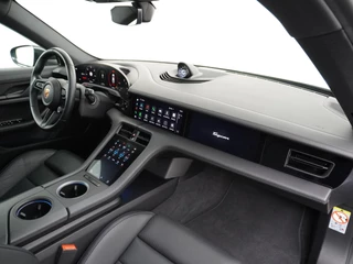 Porsche Taycan Porsche Taycan Performance 84 kWh ORIG. NL. NAP KM. | 360 CAMERA | MEMORY SEAT - afbeelding nr 42