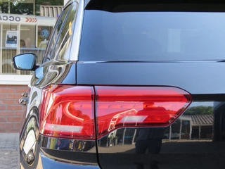 Volkswagen T-Roc Volkswagen T-Roc 1.5 TSI 150PK STYLE / Camera / Navi / Elec.achterklep / Adap.cruise / BOVAG garantie - afbeelding nr 14
