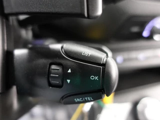 Opel Vivaro Opel Vivaro 2.0 BlueHDi 145PK L3 Automaat Sport-Edition Airco Bluetooth Cruise Control Navigatie Trekhaak - afbeelding nr 18