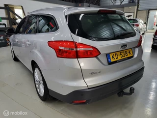 Ford Focus Ford Focus Wagon 1.0 Titanium/Cruise/Clima/Navi/Trekhaak/Nap - afbeelding nr 7