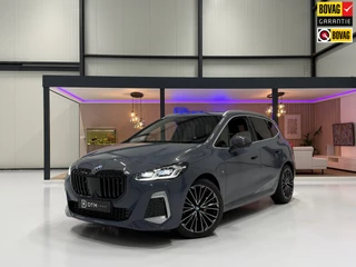 BMW 2 Serie Active Tourer M-pakket BOMVOLL | HUD | Panorama | 360° camera | Leder | Stoelverwarming | Trekhaak | BTW-auto