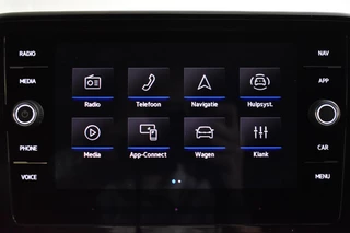 Volkswagen T-Roc Volkswagen T-Roc 1.0 TSI LIFE EDITION VIRTUAL/PDC/NAVI - afbeelding nr 37