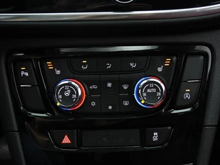 Opel Mokka X Opel Mokka X 1.4 Turbo Innovation | Trekhaak | Leder | Schuifdak | Navigatie - afbeelding nr 42
