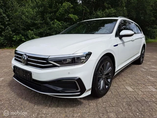 Volkswagen Passat Volkswagen Passat Variant 1.4 TSI PHEV GTE|Pano|Trekhaak|Leder - afbeelding nr 6