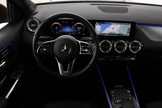 Mercedes-Benz GLA Mercedes-Benz GLA-klasse 250e Business Solution Luxury Limited | Panoramadak | Adaptive cruise | Trekhaak | Leder | Stoelverwarming | Matrix LED | Memory | Camera | Navigatie | Park Assist | Sfeerverlichting - afbeelding nr 3