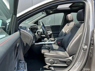 Mercedes-Benz B-Klasse Mercedes-Benz B-Klasse B 200 AMG Line P-dak LED Camera Sfeerlicht Distronic+ Widescreen - afbeelding nr 17