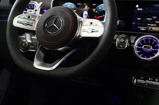Mercedes-Benz A-Klasse Mercedes-Benz A-klasse 200 AMG 45 Look / Aut / 163 Pk / Navi / Camera / Cruise Control / F1 Flippers / Open Panoramadak / Led / 20 - afbeelding nr 18