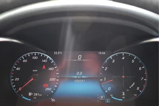 Mercedes-Benz C-Klasse Mercedes-Benz C-Klasse 180 Business Solution AMG | NL-Auto | 360 gr. camera | Pano.dak | Afn.haak | Carplay | Full LED - afbeelding nr 17