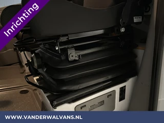 Mercedes-Benz Sprinter Mercedes-Benz Sprinter 313 CDI 130pk L2H2 Inrichting Airco | 2800kg trekhaak | Omvormer | Camera | Cruisecontrol Parkeersensoren, chauffeursstoel, multifunctioneel stuur - afbeelding nr 11